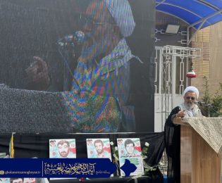 ثمره ی دانش باید در خدمت ایران باشد نه بیگانگان